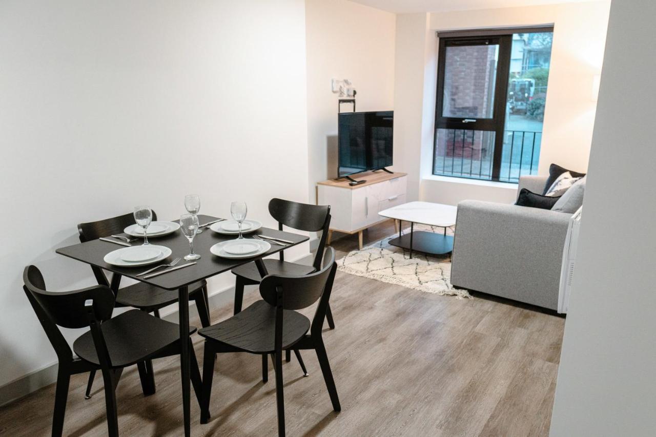 Contemporary 1 Bed Apartment In Central リヴァプール エクステリア 写真