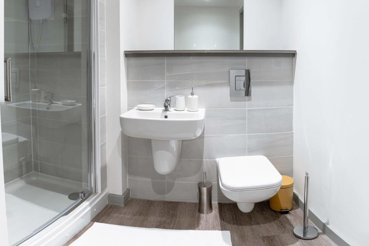 Contemporary 1 Bed Apartment In Central リヴァプール エクステリア 写真