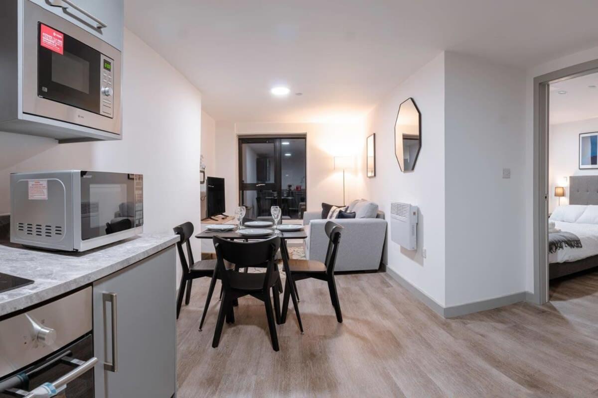 Contemporary 1 Bed Apartment In Central リヴァプール エクステリア 写真