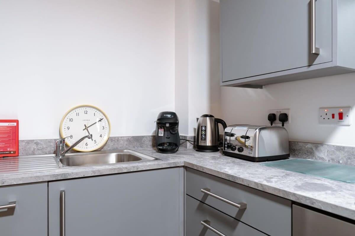 Contemporary 1 Bed Apartment In Central リヴァプール エクステリア 写真