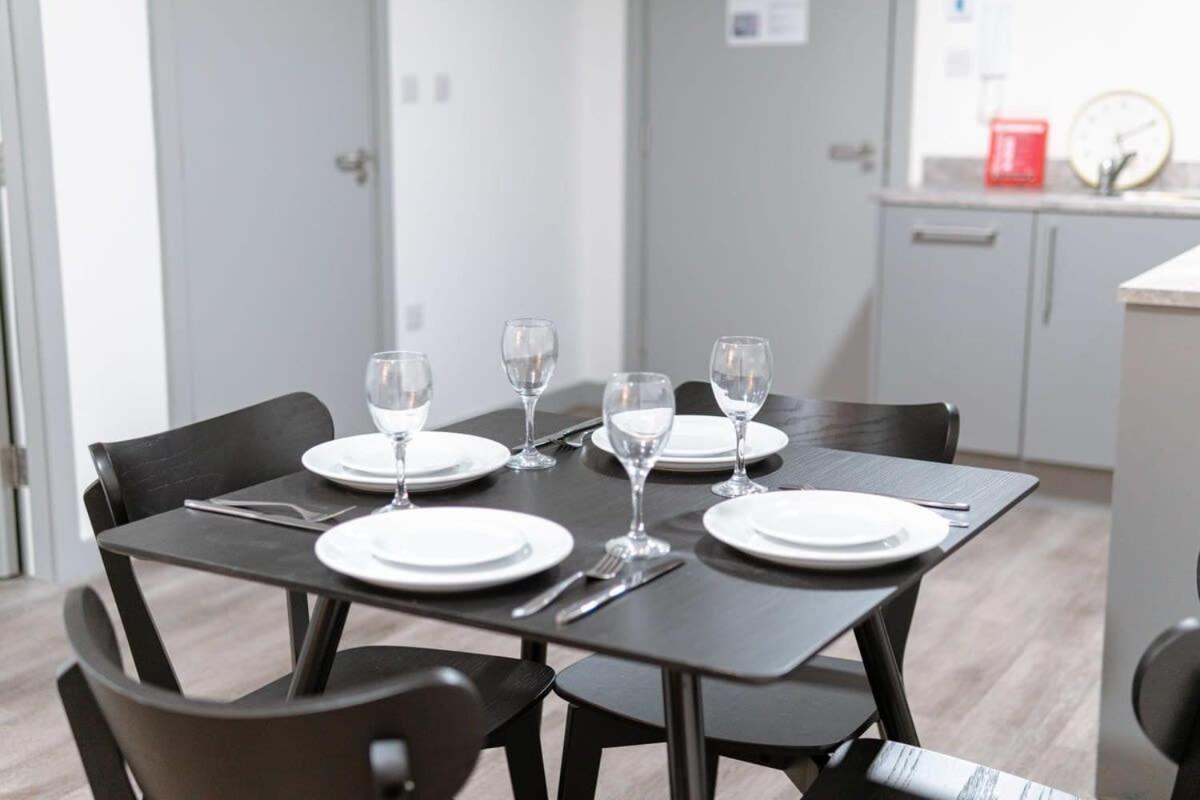 Contemporary 1 Bed Apartment In Central リヴァプール エクステリア 写真